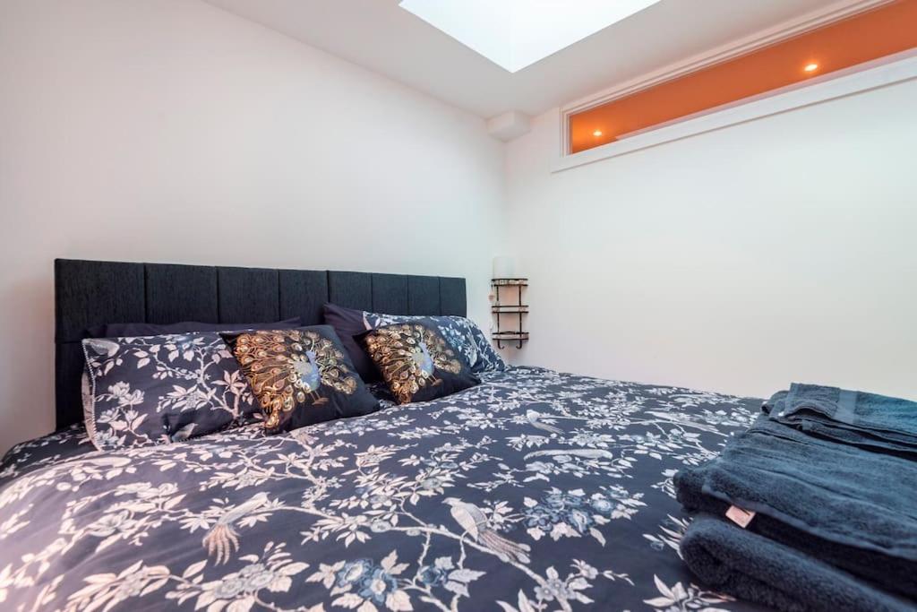 Comfortable Flat Close To The Beach Brighton Екстериор снимка