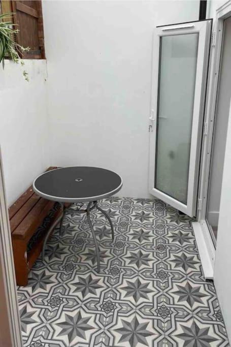 Comfortable Flat Close To The Beach Brighton Екстериор снимка