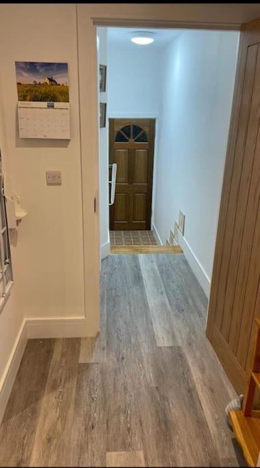 Comfortable Flat Close To The Beach Brighton Екстериор снимка