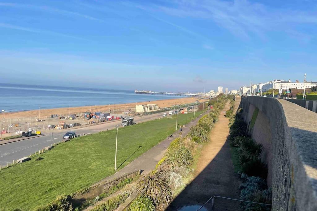 Comfortable Flat Close To The Beach Brighton Екстериор снимка