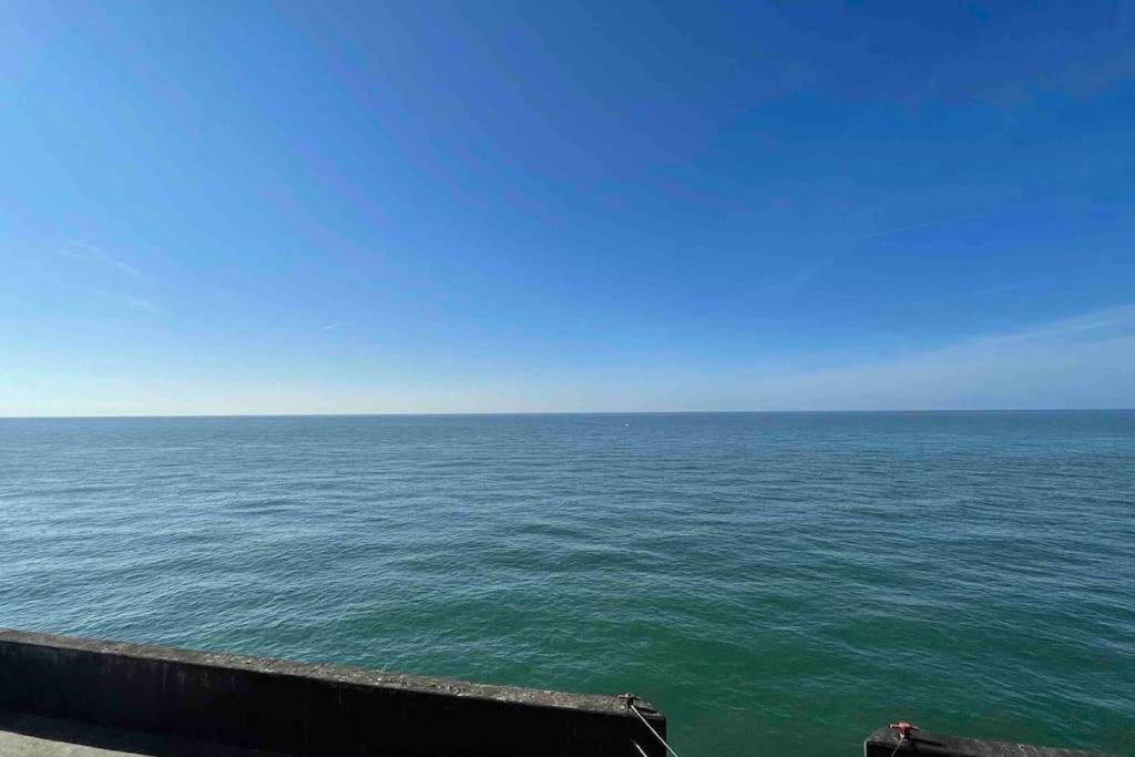 Comfortable Flat Close To The Beach Brighton Екстериор снимка
